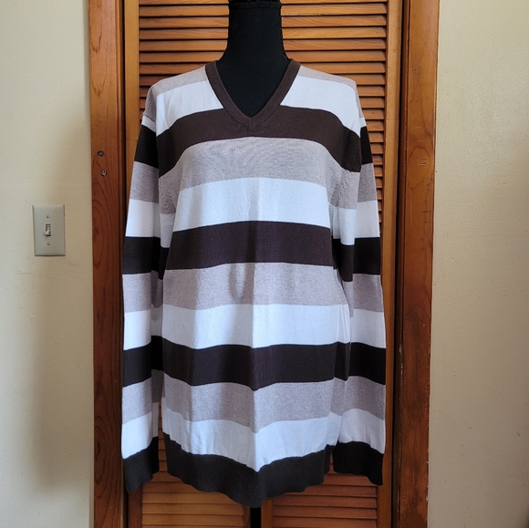 Old Navy Other - NWOT Old Navy Men's V Neck Sweater Size XL